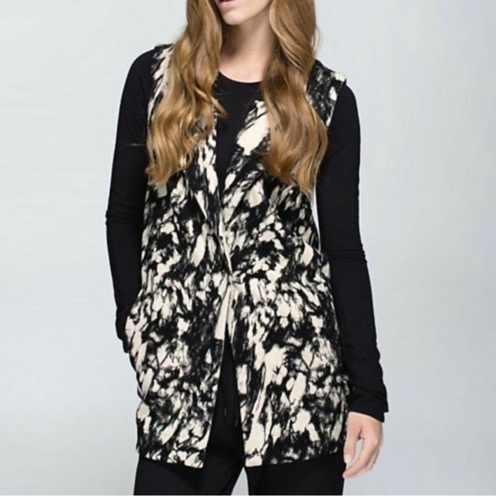 Lululemon Womens Mojave Granite Blazer Vest jacket size 2